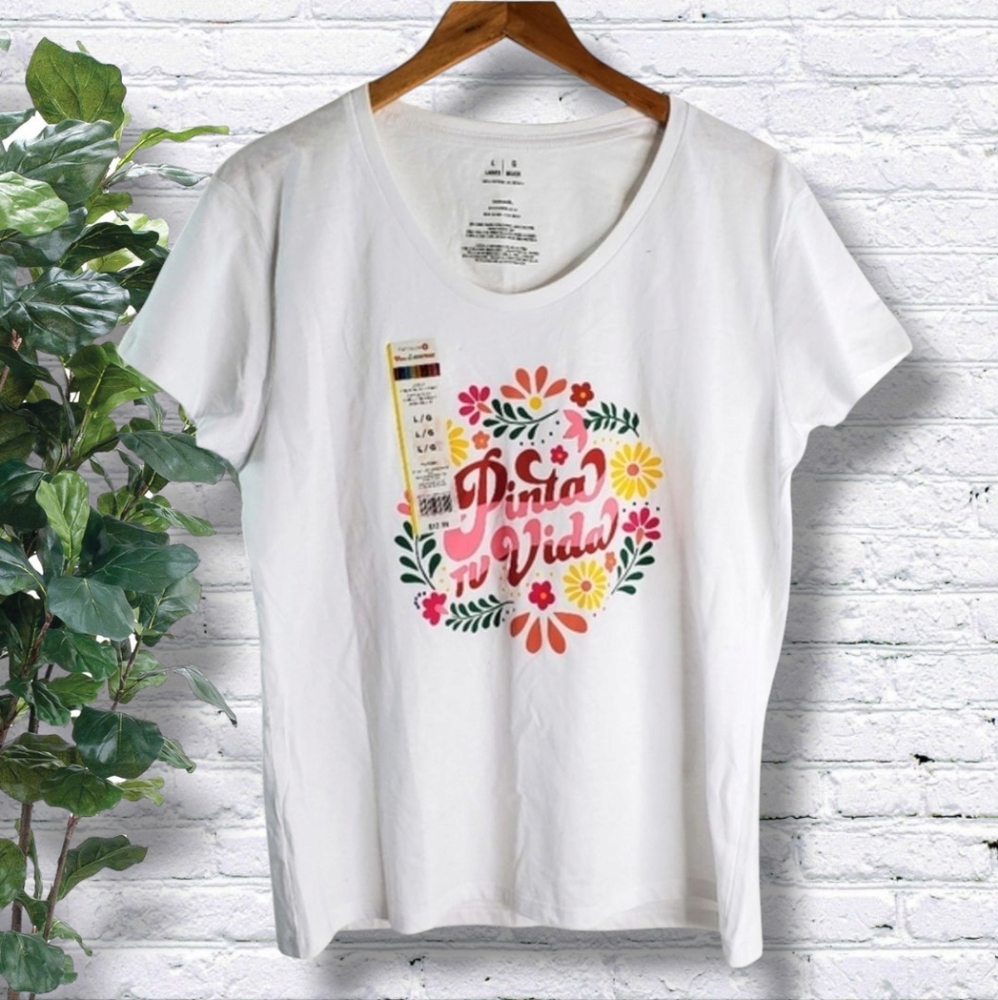 CLOSET CLOSING! 🏷 Celebrate It • Pinta Tu Vida Tee shirt